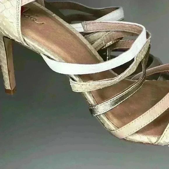 JORE  HEELS - Picture 3 of 3